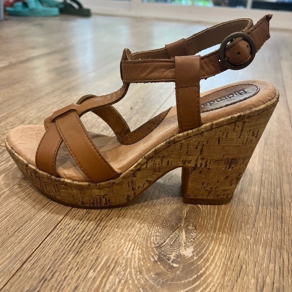 BJORENDAL leather side buckle sandals with cork sole and heel - Picture 13 of 13